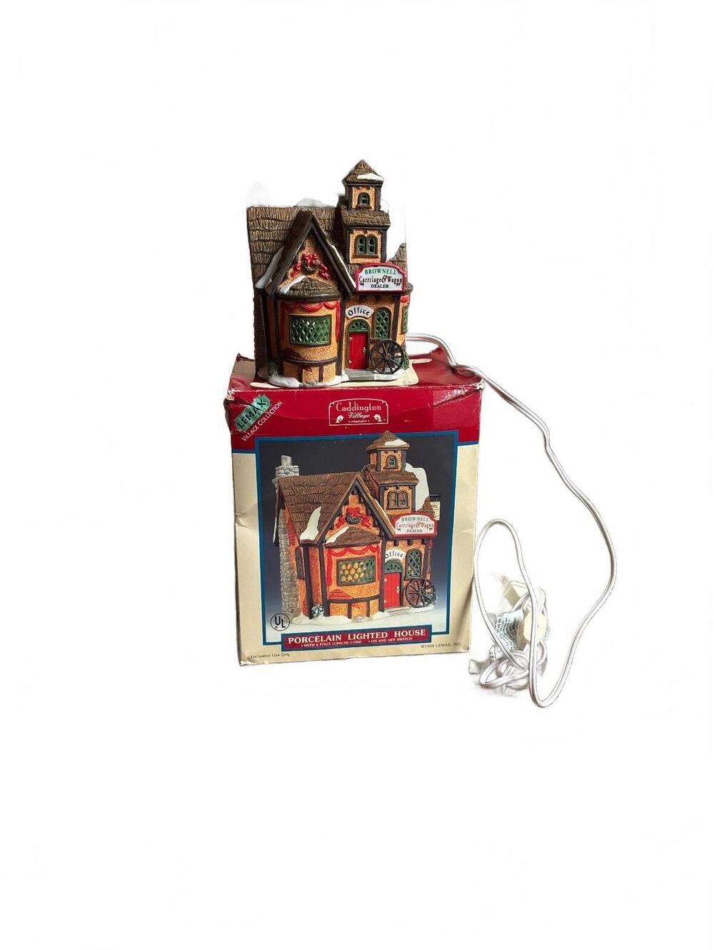 Lemax Brownell Carriage Wagon Dealer Caddington Village Lighted House 1999 95390